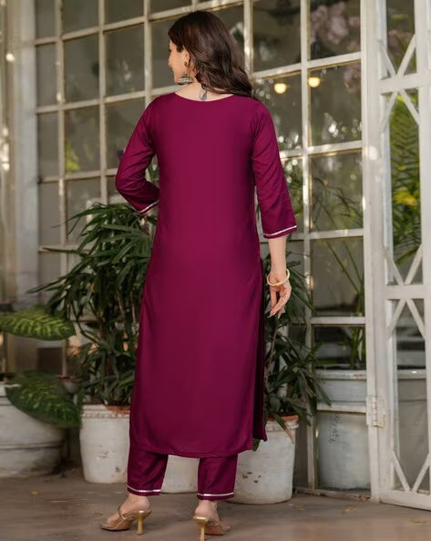 Women Embellished Straight Kurta Set@P
