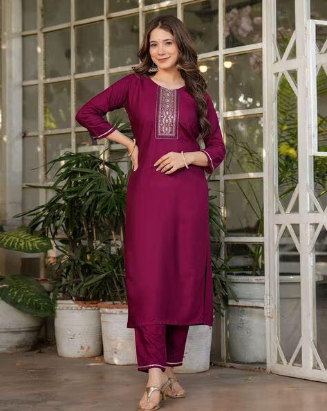 Women Embellished Straight Kurta Set@P
