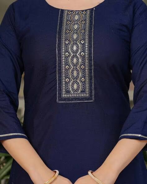 Women Embellished Straight Kurta Set@P