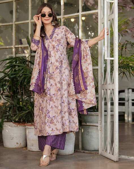 Women Floral Straight Kurta Set@P