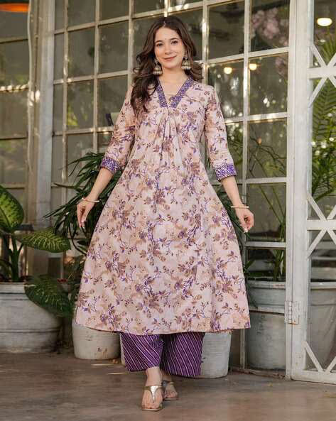 Women Floral Straight Kurta Set@P