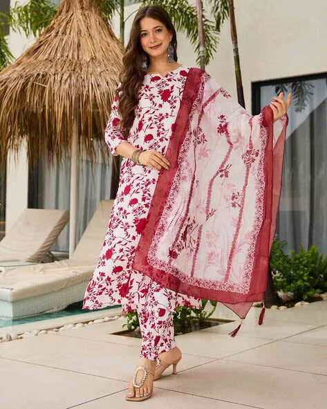 Women Floral Print Straight Kurta Set@P