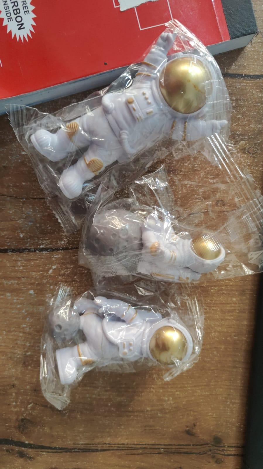 Astronaut Spaceman Statue