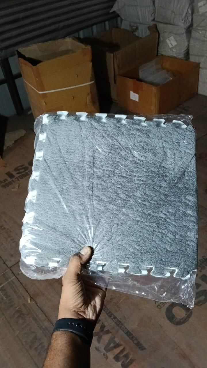 Interlocking Carpet Tiles Mat