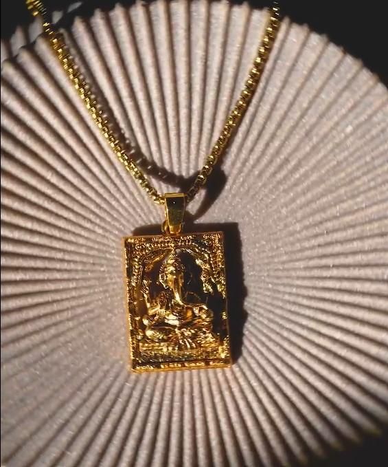 Pendant with Chain