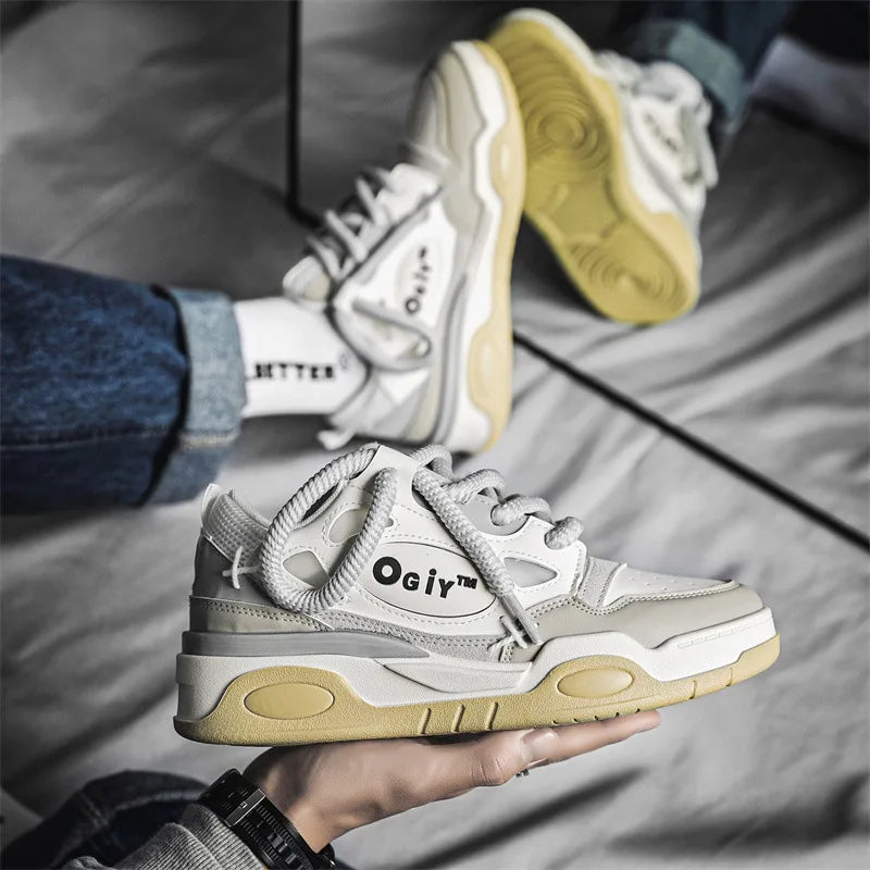 2023 New Couple Lace-up Bread Shoes Men's Net Celebrity Street Platform Heightened Skateboard Shoes Men's Sneakers C209