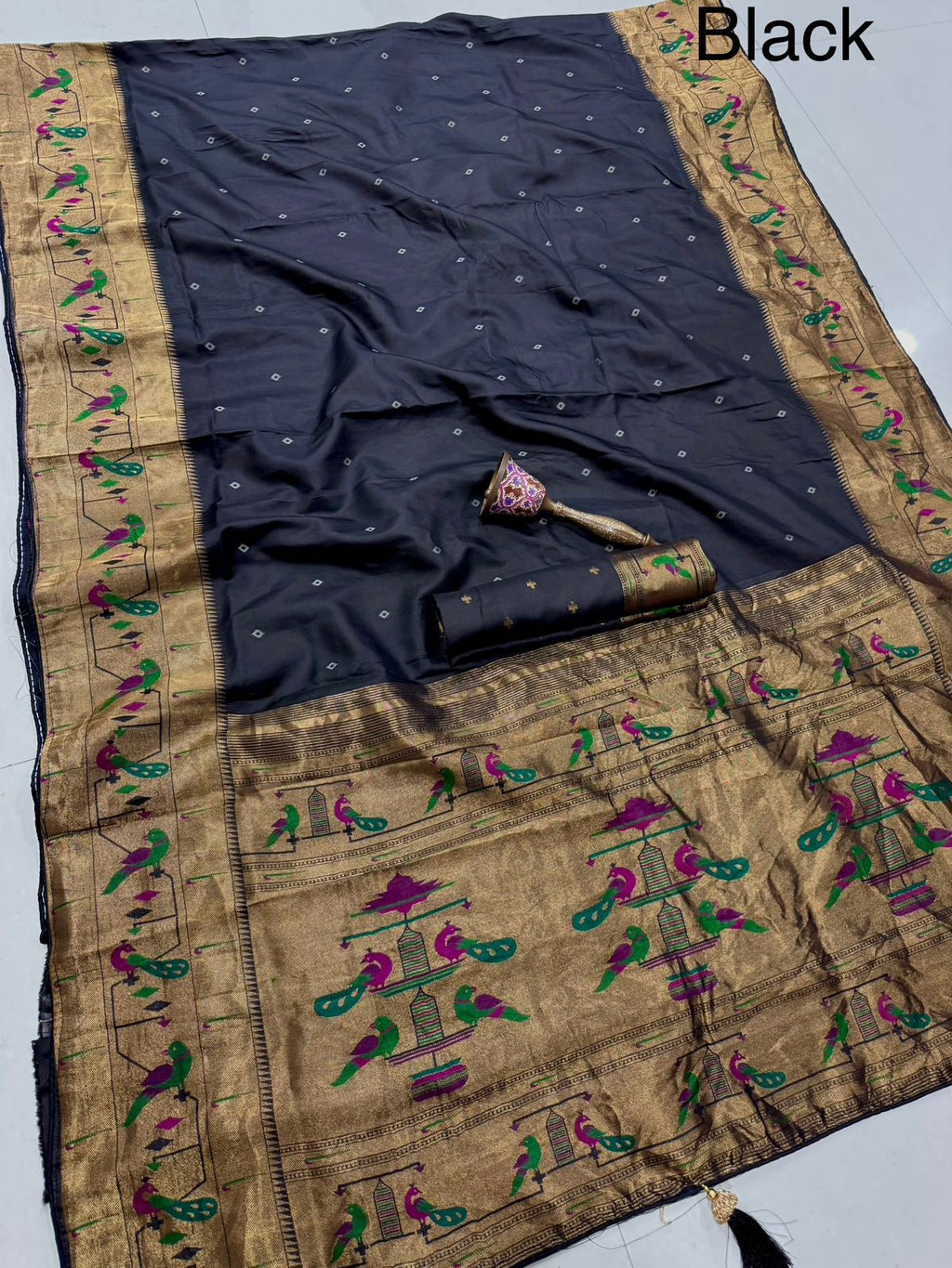 WOMEN'S KANCHIVRAM  PETHANI SILK SAREE