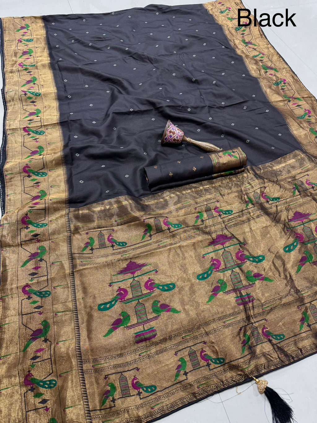 WOMEN'S KANCHIVRAM  PETHANI SILK SAREE