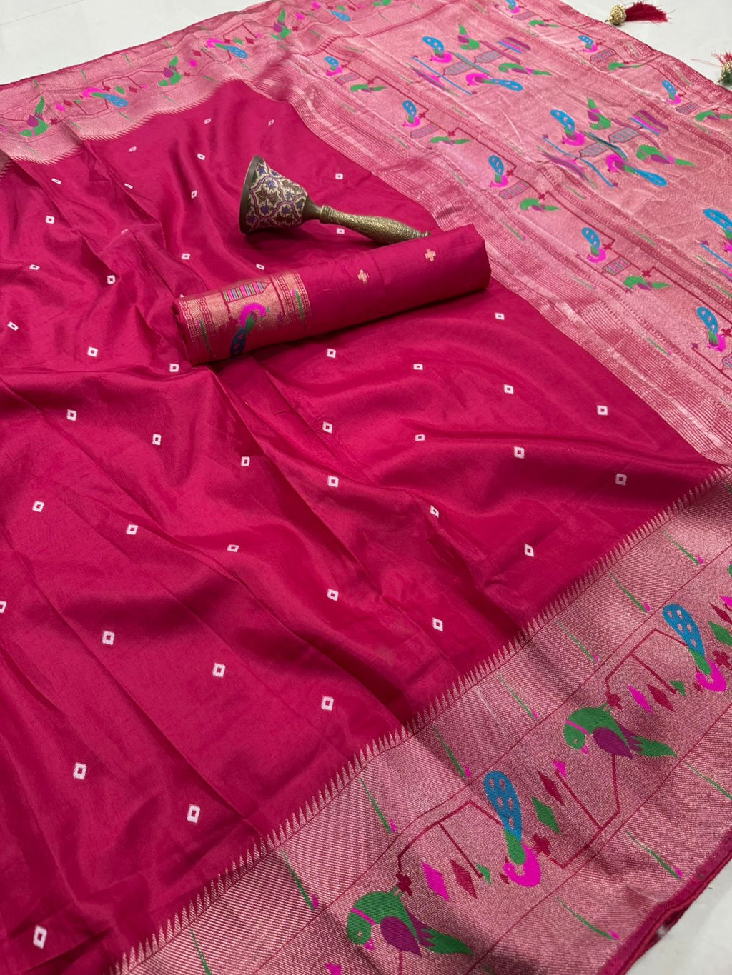 WOMEN'S KANCHIVRAM  PETHANI SILK SAREE