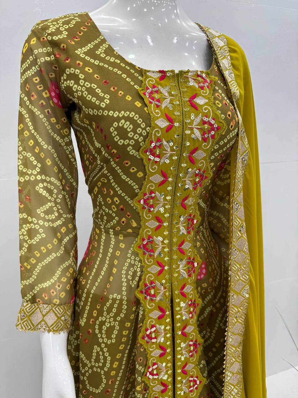 NEW DESIGNER HEAVY FUAX GEORGETTE FANCY CUT TOP WITH PLAZZO SUIT SET@f