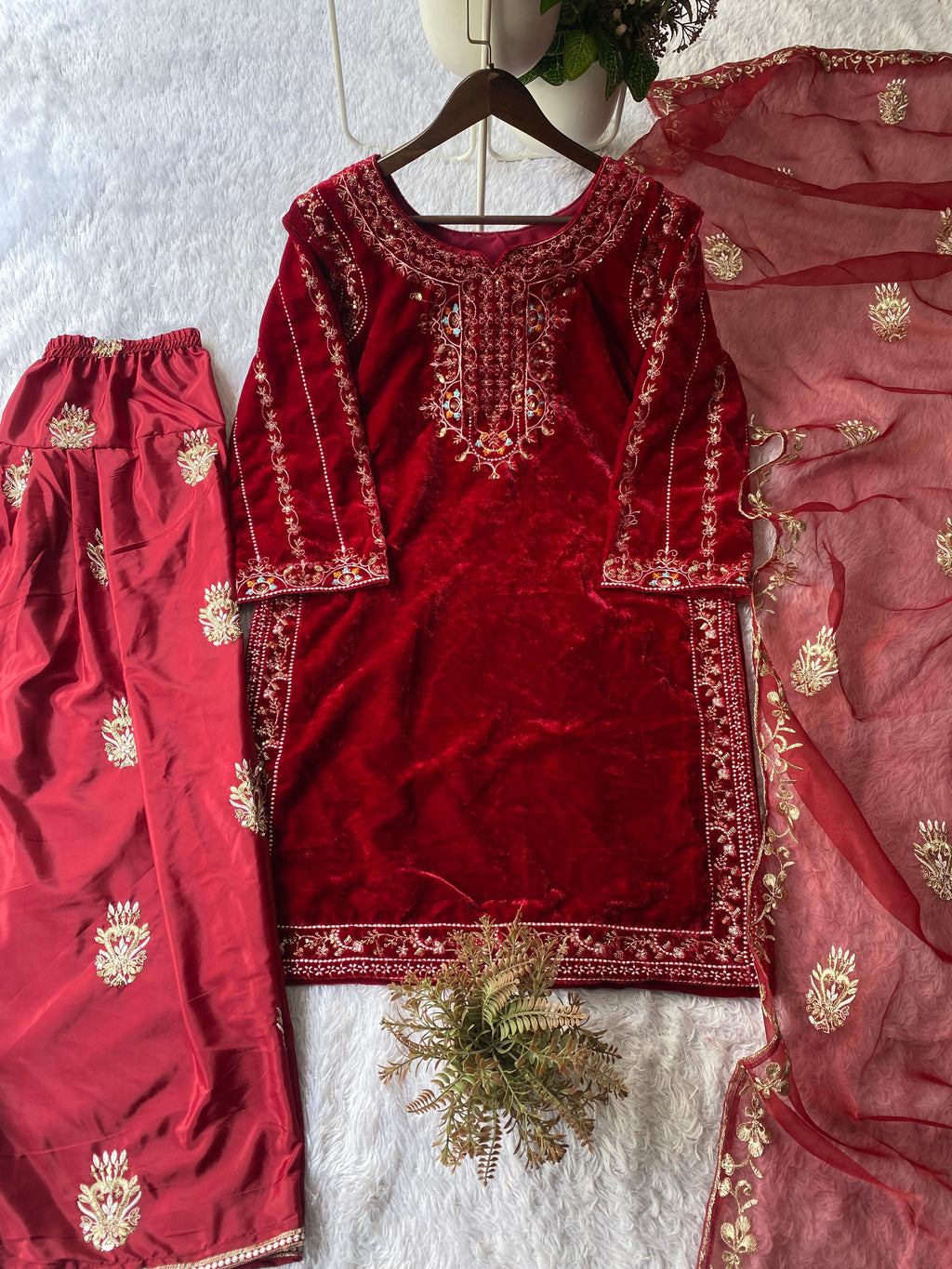 VELVET DESIGNER WEAR KURTA SALWAAR PAIR WITH SEQUENCE EMBROIDERY WORK @F