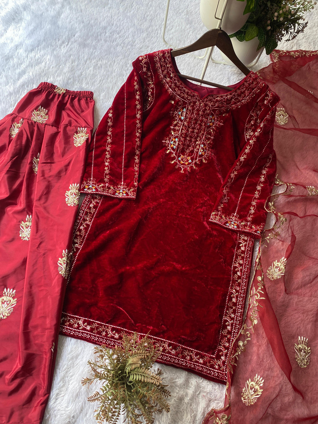VELVET DESIGNER WEAR KURTA SALWAAR PAIR WITH SEQUENCE EMBROIDERY WORK @F