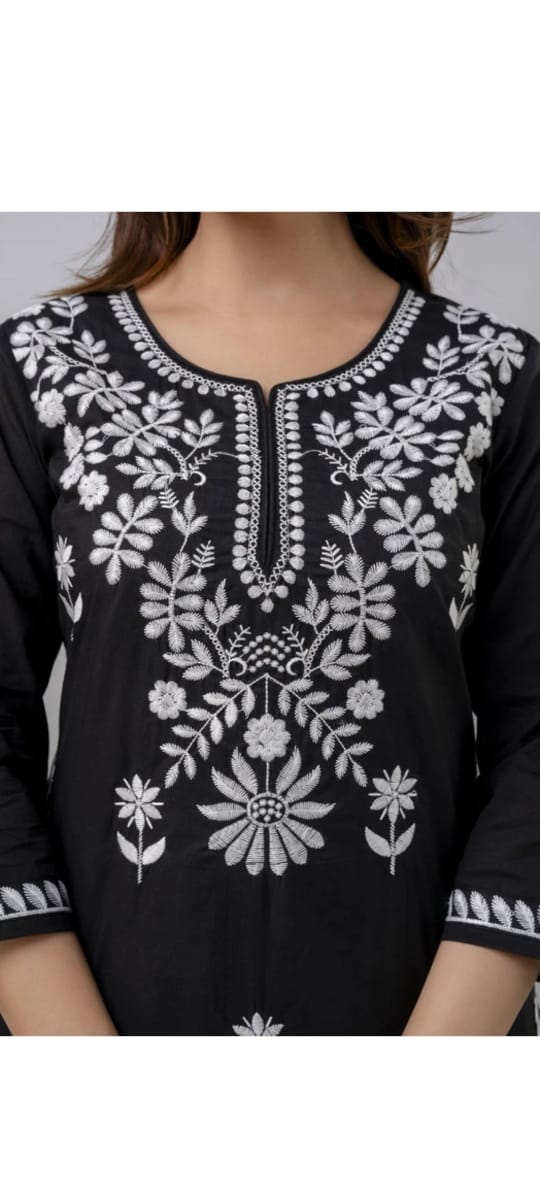 Embroidered Round-Neck Straight Kurta@F