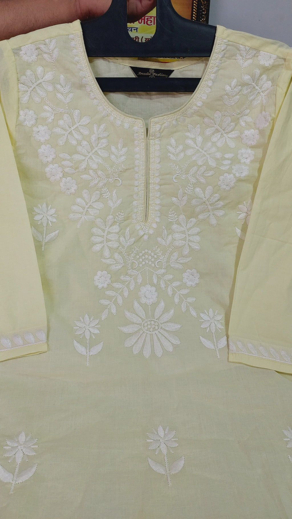 Embroidered Round-Neck Straight Kurta@F