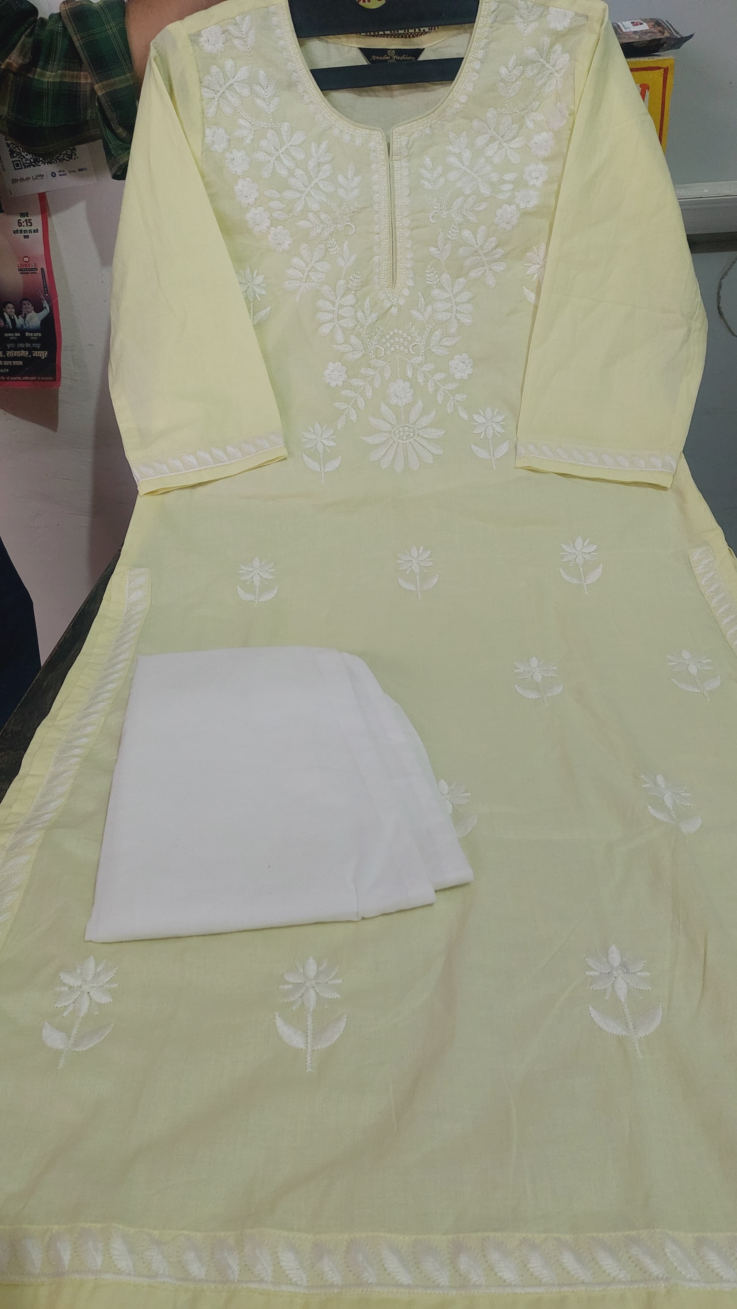 Embroidered Round-Neck Straight Kurta@F