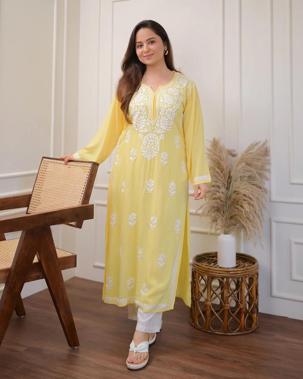 Embroidered Round-Neck Straight Kurta@F