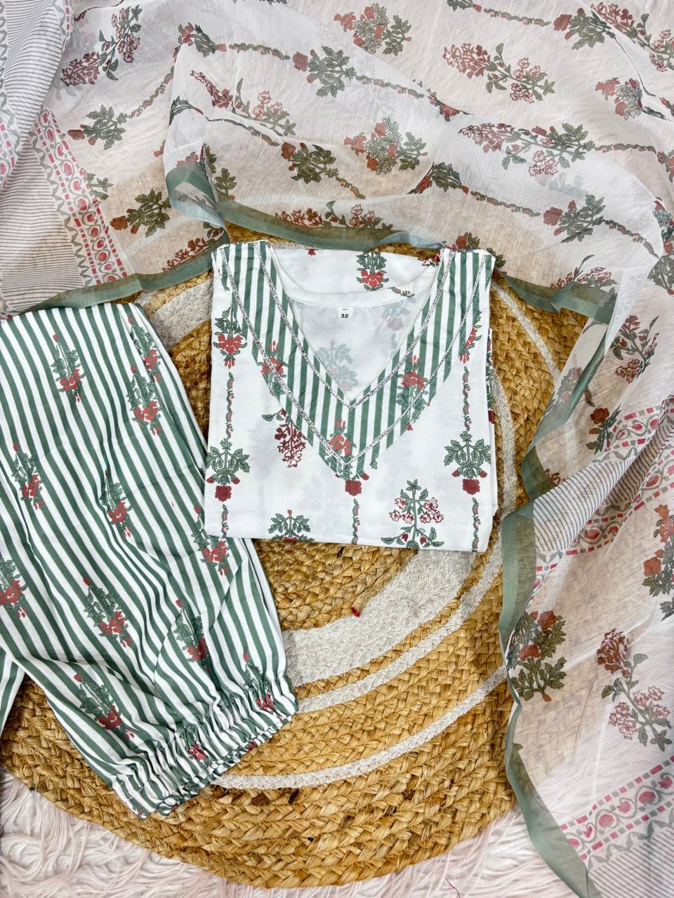 Women Viscose Rayon Kurta Pant Dupatta Set@F