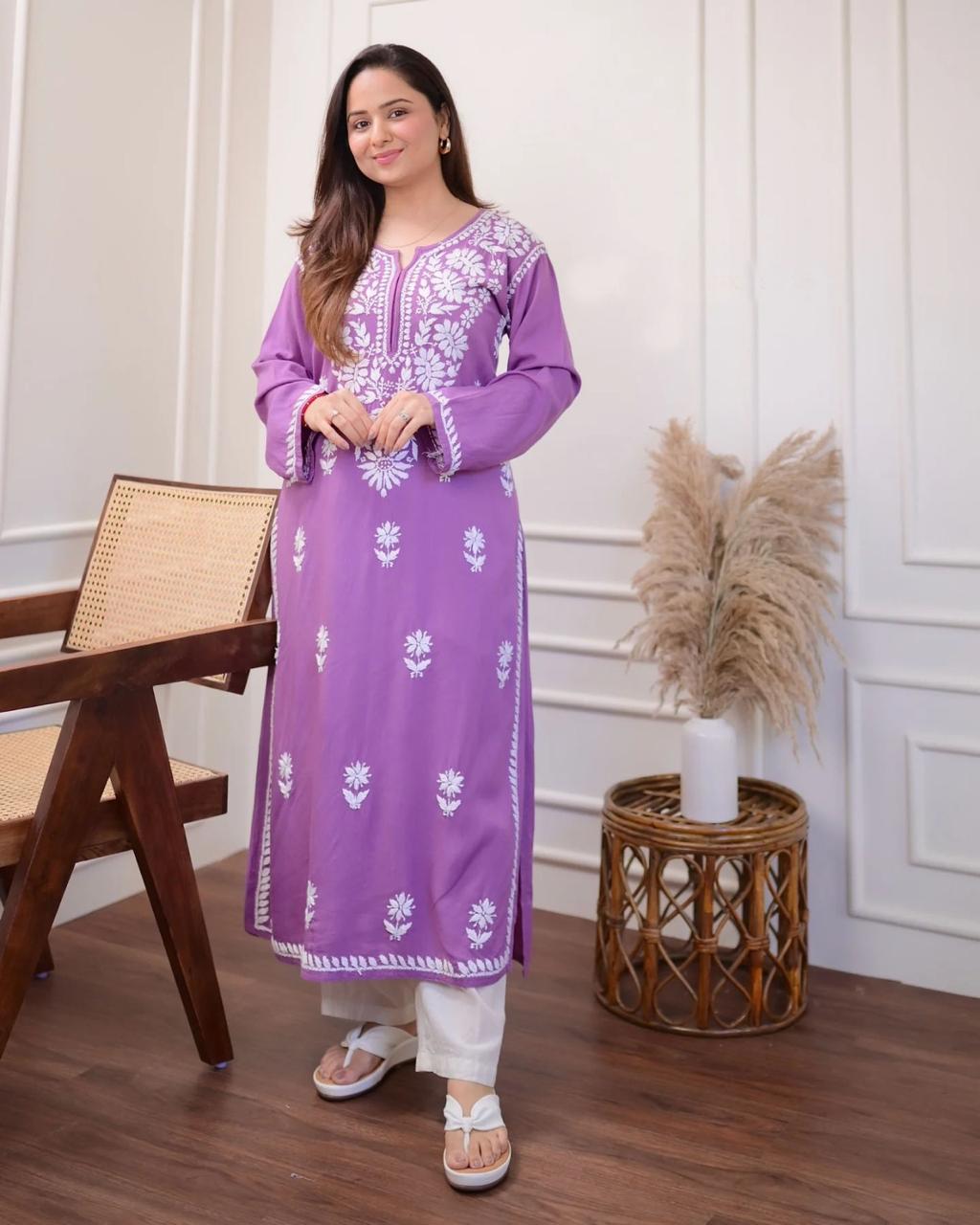 Embroidered Round-Neck Straight Kurta@F