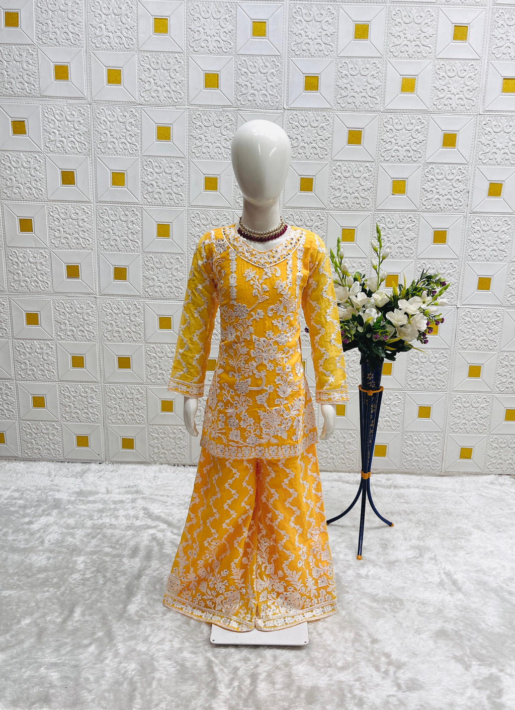 SHARARA AND DUPATTA SET