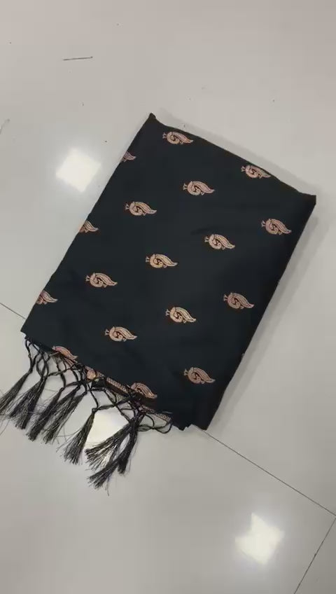 Women's Kanchivaram Paithani Silk Saree With Unstitched Blouse Piece