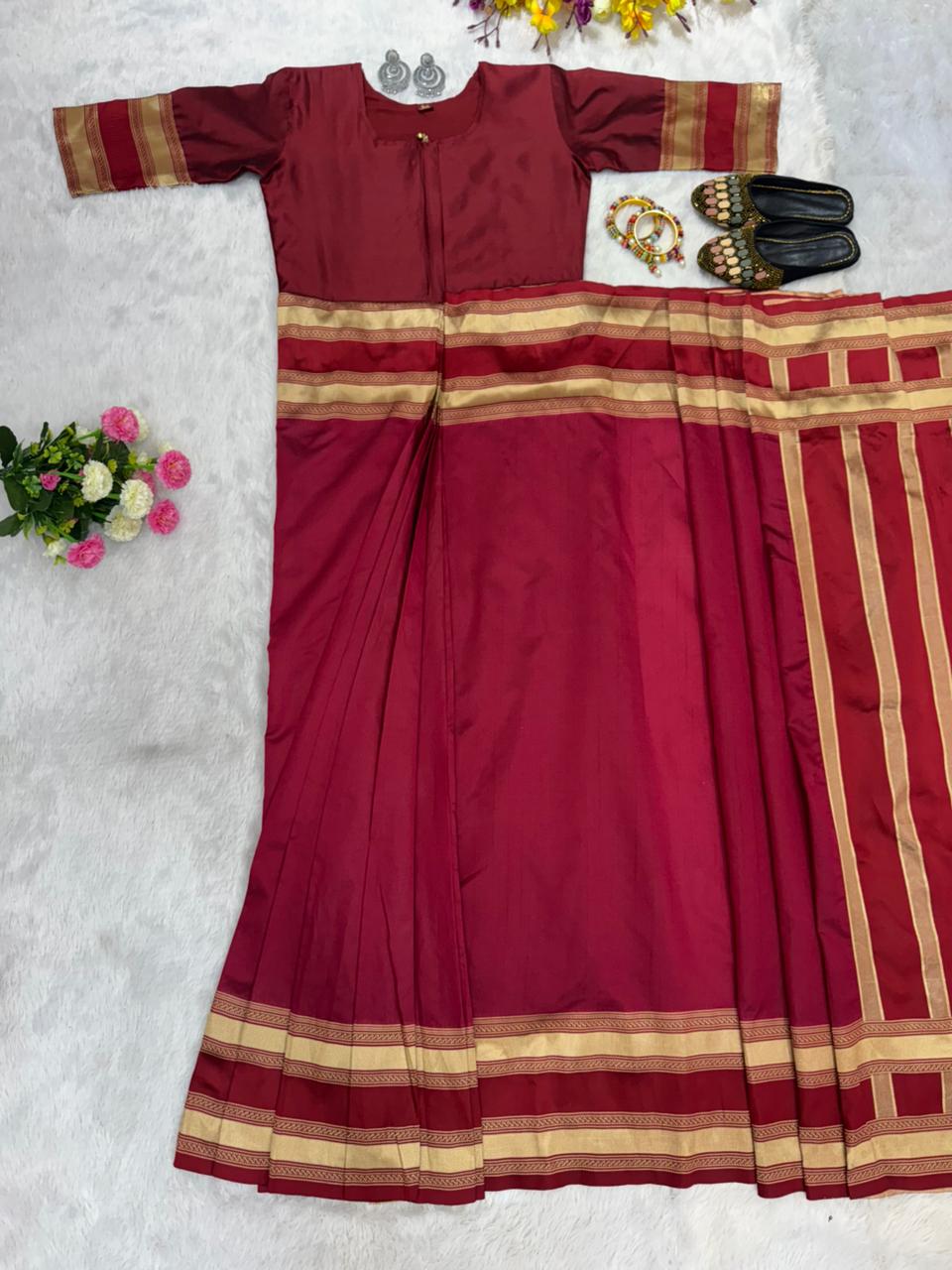 Jequard Zip Nd Go Saree