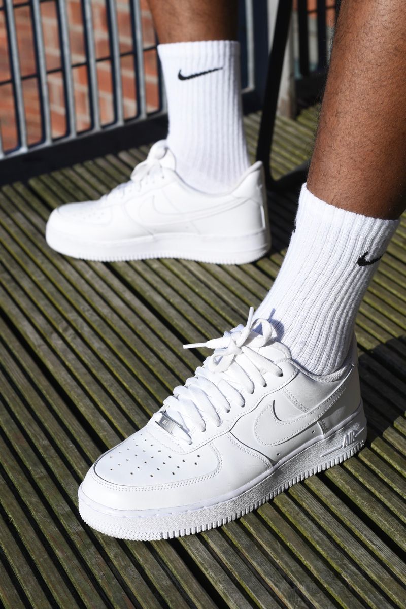 NIKE AIRFORCE ONE WHITE