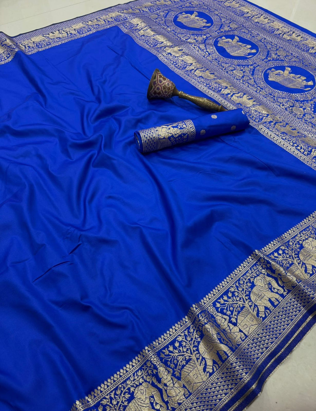 Women's Kanchivaram Paithani Silk Saree With Unstitched Blouse Piece