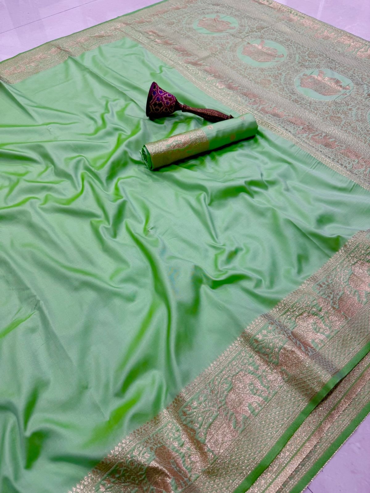 Women's Kanchivaram Paithani Silk Saree With Unstitched Blouse Piece