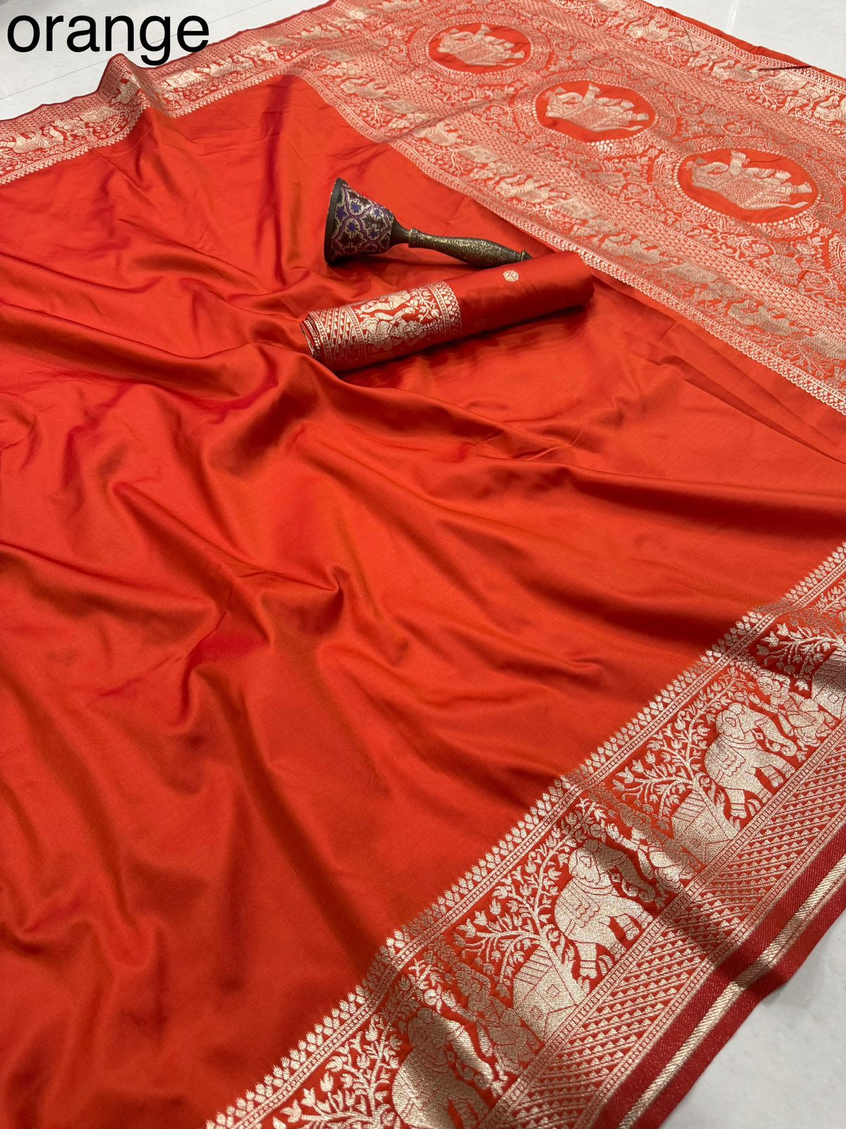 Women's Kanchivaram Paithani Silk Saree With Unstitched Blouse Piece