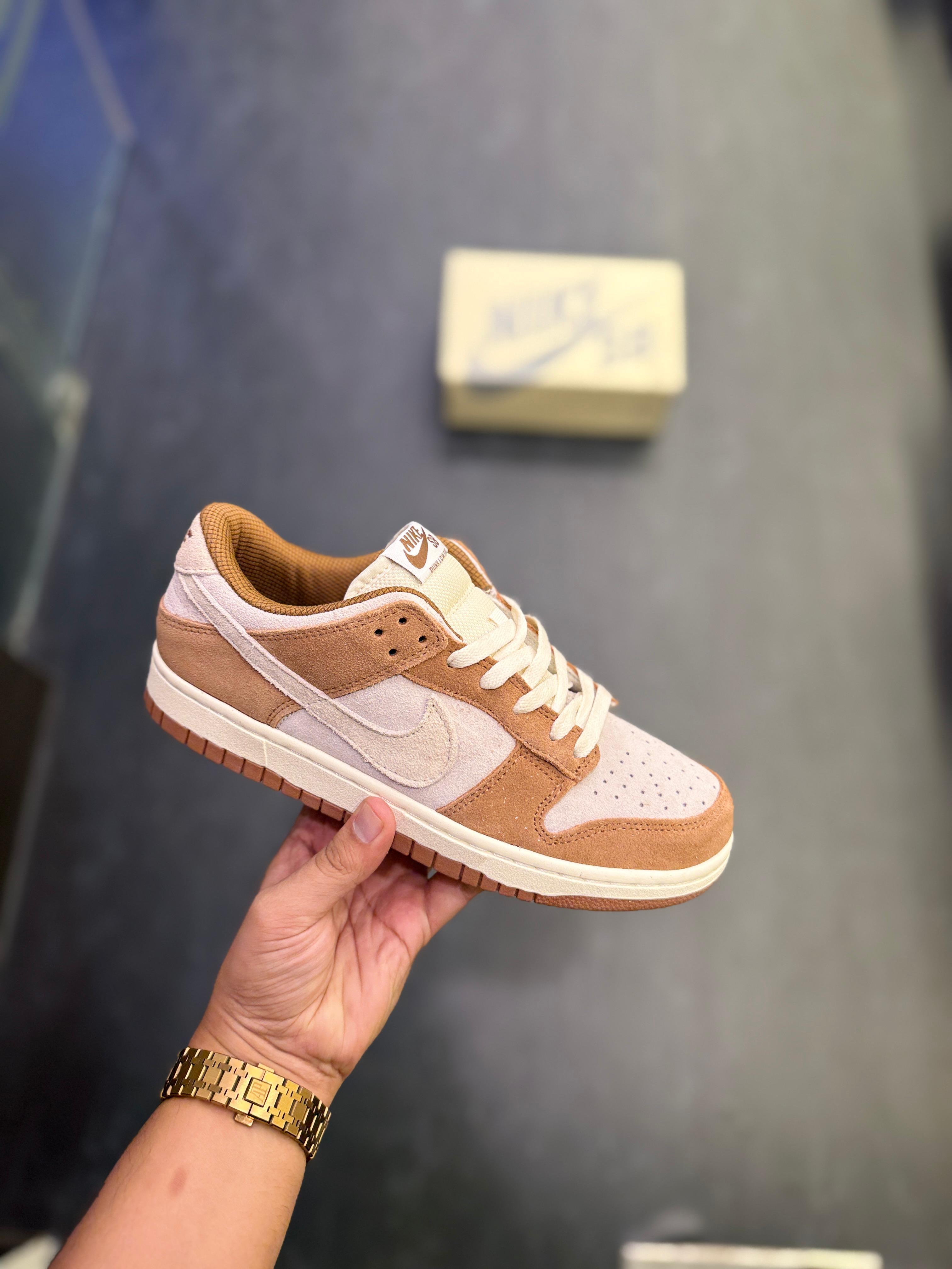 Nike Sb Dunk Low medium curry