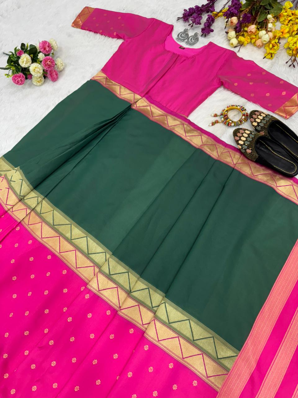 Jequard Zip Nd Go Saree
