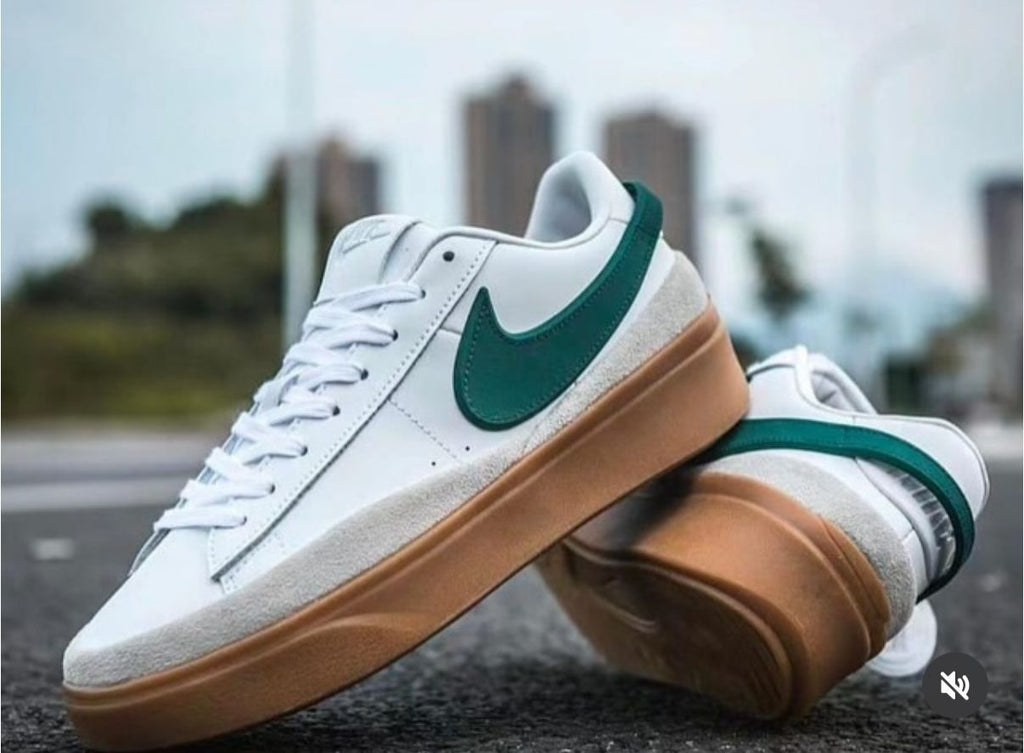 NIKE BLAZER PHANTOM LOW